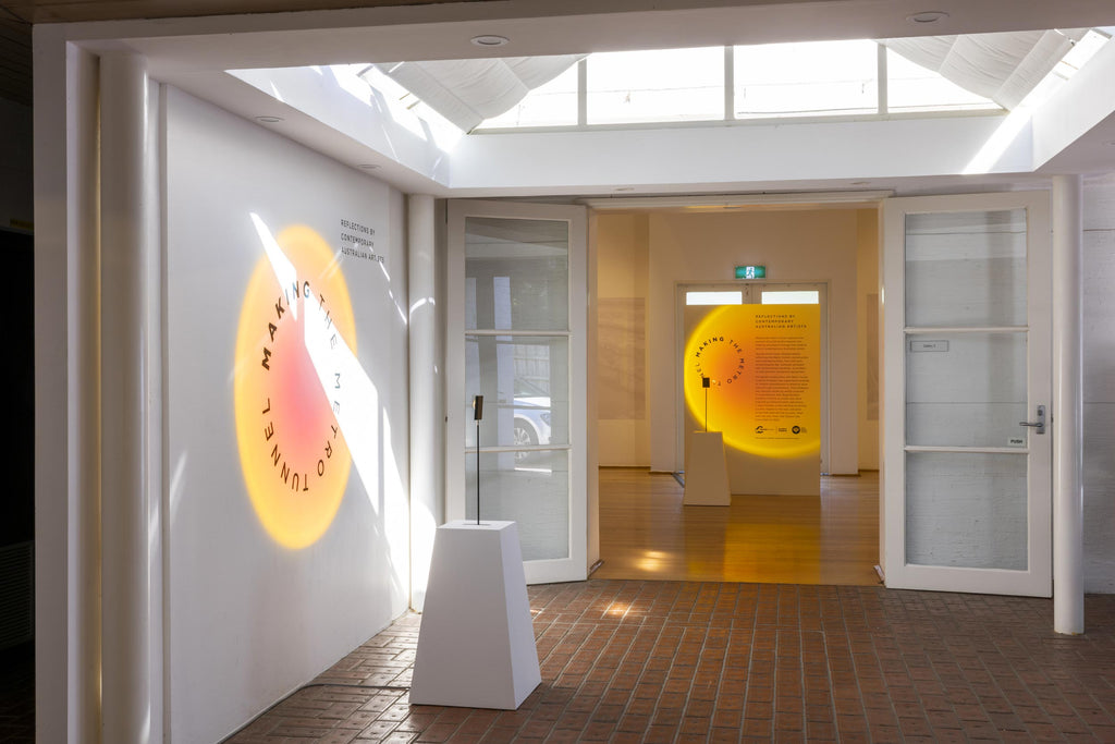 Shaping the Metro Tunnel Exhibition with Halo Lamps